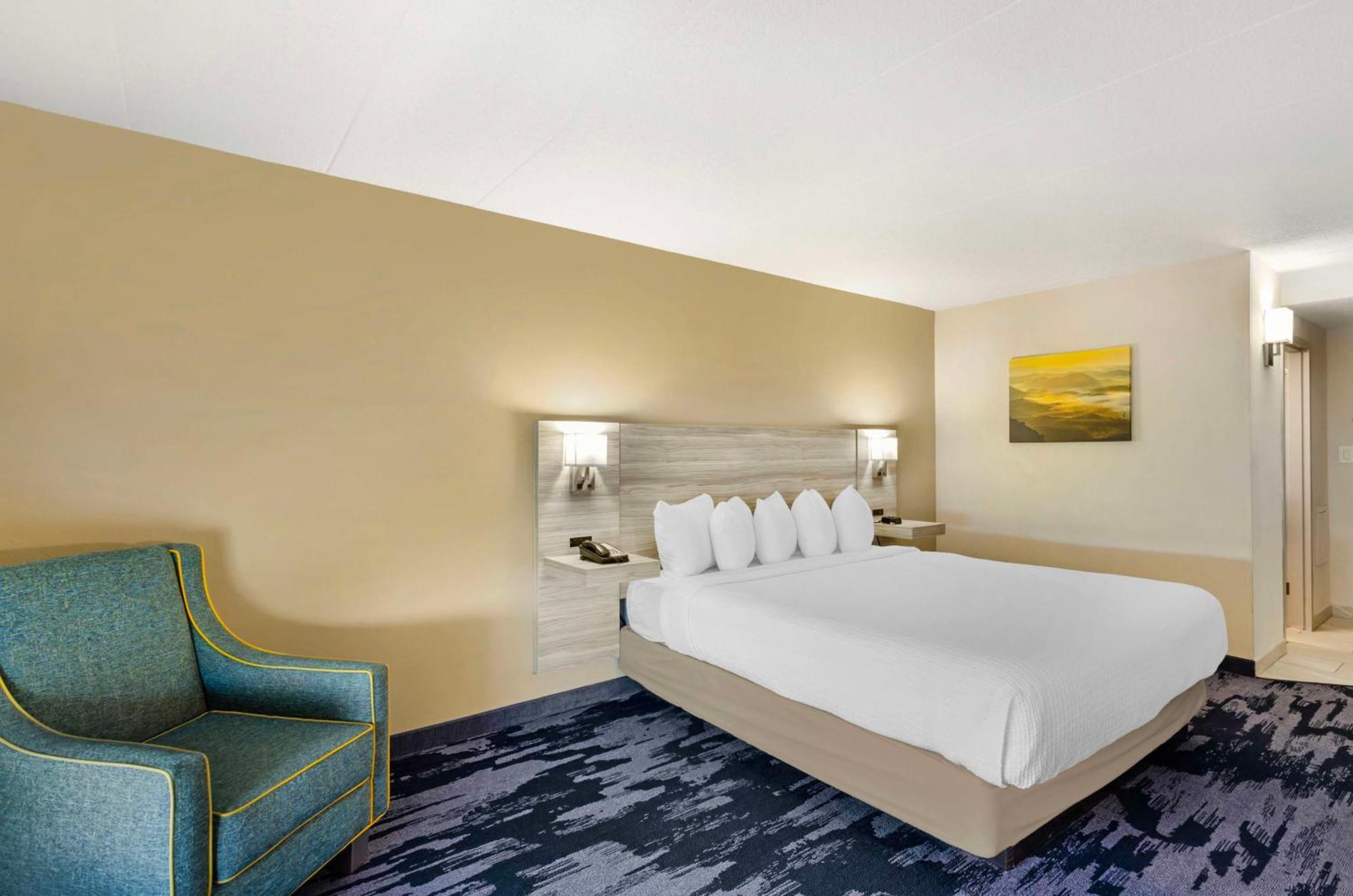 Best Western Plus Beckley Inn Extérieur photo